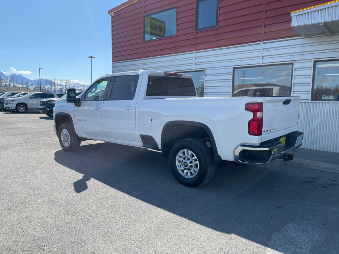 2022 WHITE CHEVROLET SILVERADO 2500H LT (2GC4YNE76N1) with an 6.6L engine, Automatic transmission, located at 1960 Industrial Drive, Wasilla, 99654, (907) 274-2277, 61.573475, -149.400146 - Photo#2